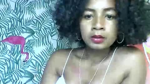 Snapshot of armonnette9794 chatting on May 11, 2:45 pm armonnette9794 online show from May 11, 2:45 pm
