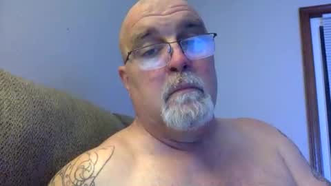 armyguy5311 online show from February 17, 6:32 am