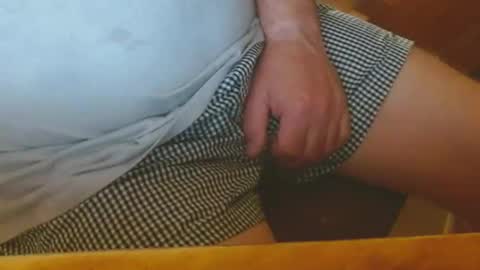 Snapshot of arnie12 chatting on December 28, 10:02 pm Arnie  online show from December 28, 10:02 pm