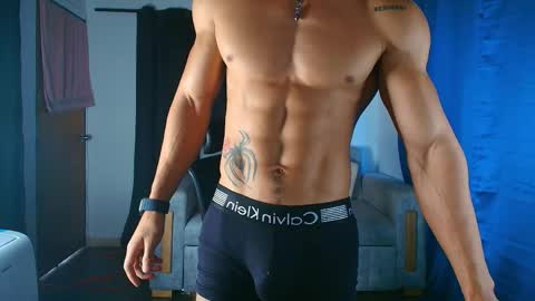 arnold black online show from April 4, 2:03 pm