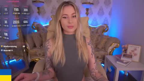 Snapshot of arolinanight chatting on September 9, 10:09 pm AROLINA online show from September 9, 10:09 pm