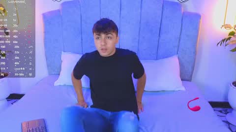 aron__cooper online show from February 3, 10:00 pm