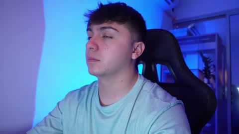 aron__cooper online show from April 29, 3:16 pm