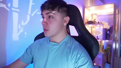 aron__cooper online show from May 14, 2:18 am