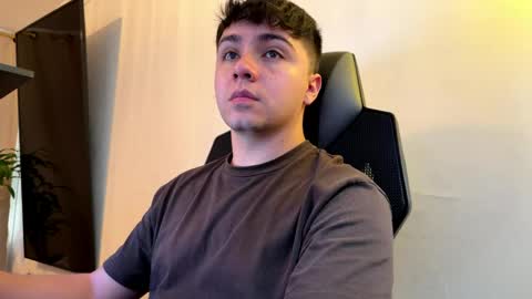 aron__cooper online show from May 15, 1:18 pm