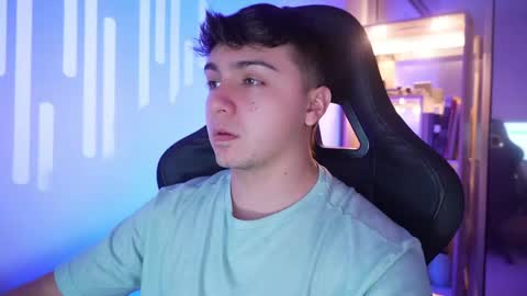 aron__cooper online show from May 20, 12:39 am