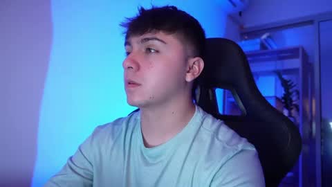 aron__cooper online show from May 21, 2:13 pm