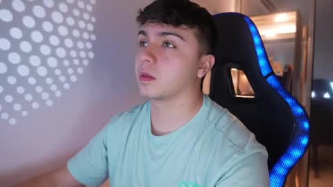 aron__cooper online show from May 23, 2:28 am