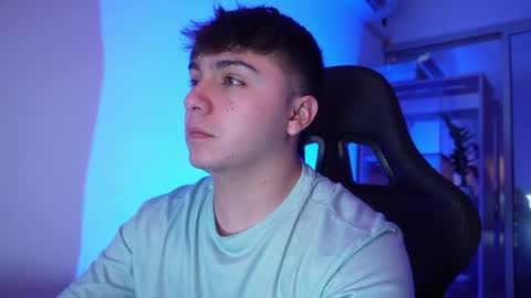 aron__cooper online show from May 30, 3:03 am