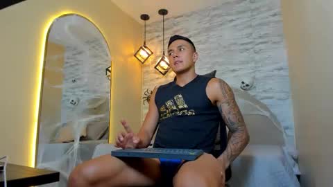 ARON BOLT online show from October 16, 10:00 pm