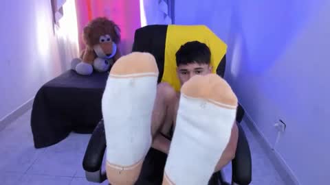 Aaron online show from February 16, 5:53 pm