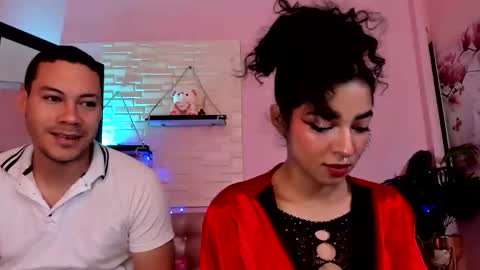 aronandmoli online show from May 25, 11:49 am