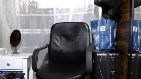 Aron G Franco online show from September 11, 6:08 pm