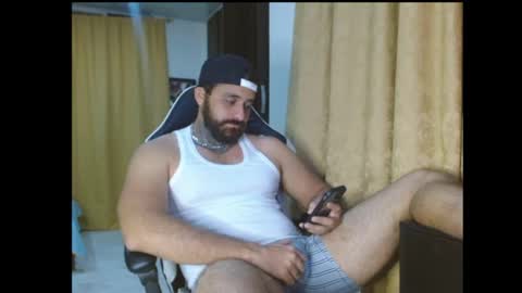 aronmiller online show from November 13, 11:58 pm