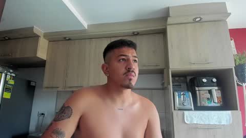 Snapshot of aronwilliams69 chatting on January 13, 8:04 pm ARON  Independent model  online show from January 13, 8:04 pm