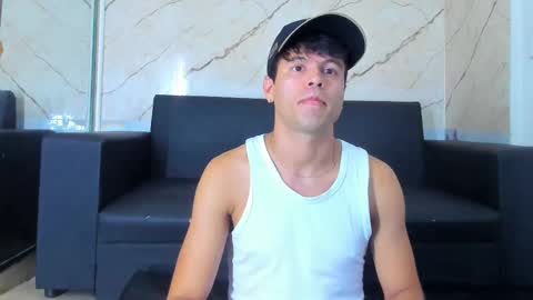 Aroon   online show from December 16, 8:58 pm