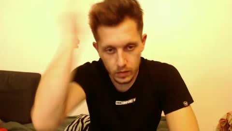 Snapshot of arromwilliam90 chatting on January 24, 1:13 am arromwilliam90 online show from January 24, 1:13 am