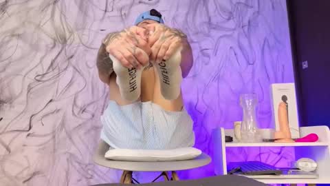   online show from February 6, 10:29 am