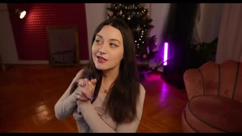 Maya online show from January 18, 7:58 pm