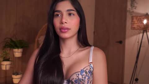 Snapshot of artemia_ chatting on September 21, 1:29 am Amanda online show from September 21, 1:29 am