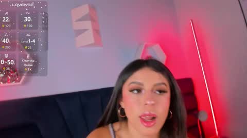 Snapshot of artemis_nyx chatting on February 2, 7:23 pm artemis_nyx online show from February 2, 7:23 pm