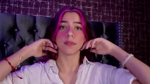 artemisablake online show from October 22, 5:13 pm