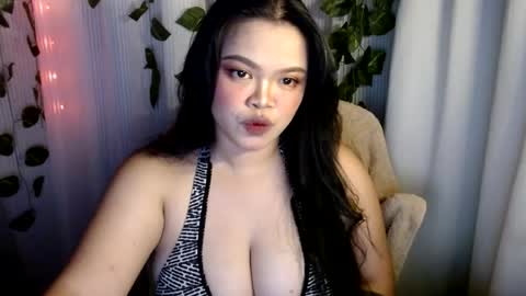 monica online show from July 4, 12:00 pm