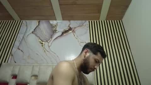 arthur1718 online show from February 9, 3:43 am