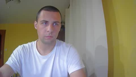 A online show from October 17, 10:23 pm