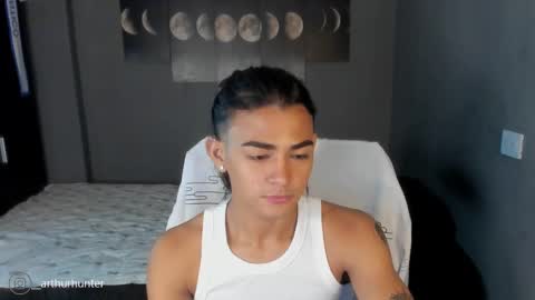 Snapshot of arthur_hunter chatting on December 3, 6:48 am I AM HERE online show from December 3, 6:48 am