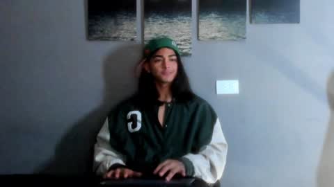 Snapshot of arthur_hunter chatting on January 23, 6:06 am I AM HERE online show from January 23, 6:06 am