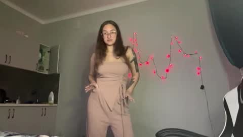 Snapshot of arthurmomaya chatting on February 24, 2:26 pm Mia online show from February 24, 2:26 pm