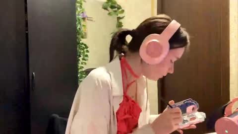 Mary online show from May 10, 4:23 pm