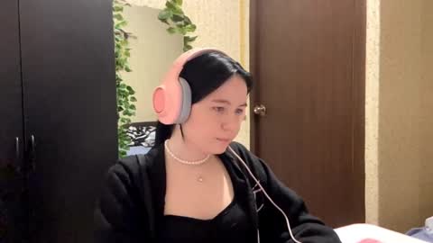 Mary online show from May 27, 6:27 pm