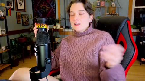 Artie Paints online show from December 4, 10:51 pm