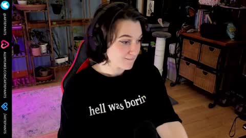 Artie Paints online show from December 8, 3:53 am