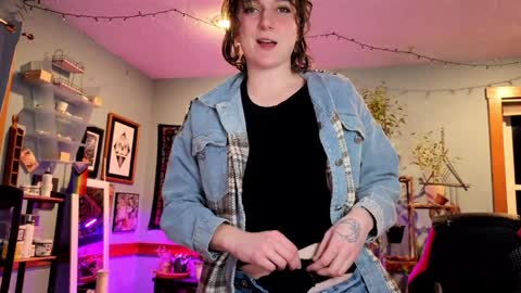 Artie Paints online show from December 28, 10:23 pm