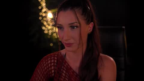 Snapshot of artmarlene chatting on November 18, 1:55 am Marlene online show from November 18, 1:55 am