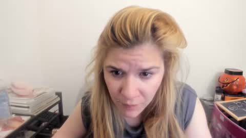 MIA online show from April 6, 10:44 pm