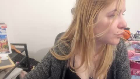 MIA online show from April 18, 10:41 am