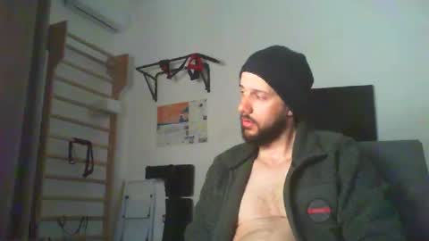 Snapshot of artur833 chatting on January 10, 9:16 pm artur833 online show from January 10, 9:16 pm
