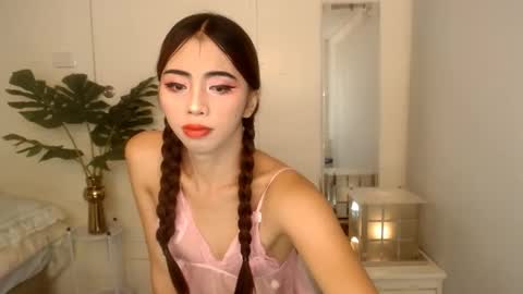 Ariella online show from February 5, 9:58 am