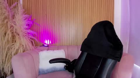 Ary Cooper online show from January 15, 1:09 pm