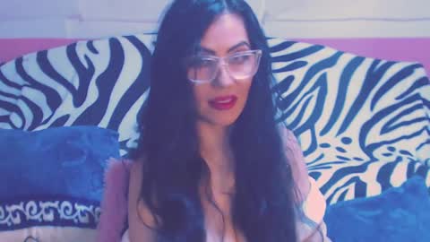 Ary online show from November 15, 11:43 pm