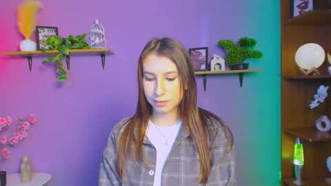 A Tiny Angel online show from May 10, 5:34 am