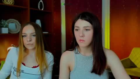 A Tiny Angel online show from May 13, 11:40 am