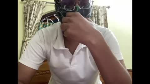 aryan_980763874 online show from May 20, 12:17 am