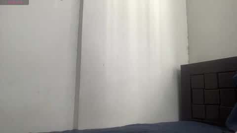 aryan_980763874 online show from July 18, 4:38 am