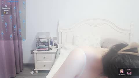 Lily online show from May 24, 3:33 am