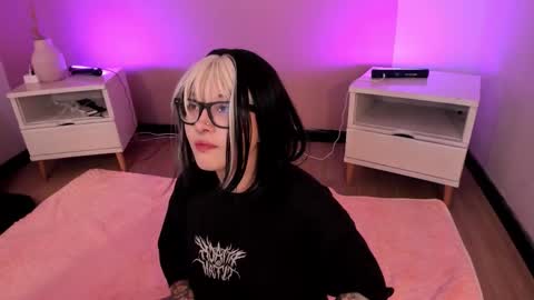 Asami  online show from January 8, 10:01 pm